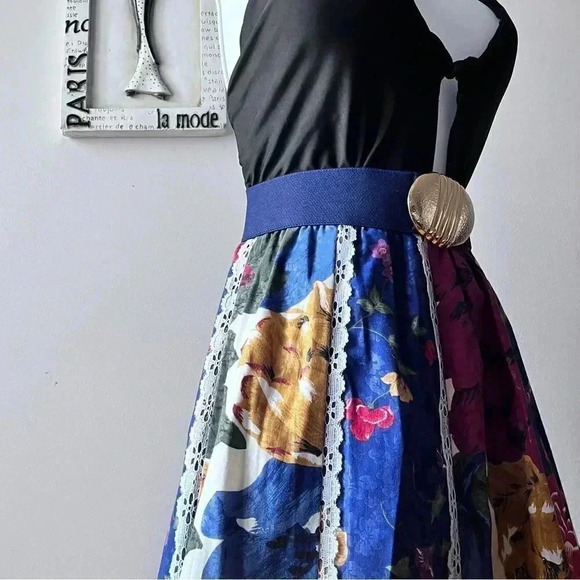 1950s Vintage Floral Print Cotton Full Midi Skirt - Picture 5 of 14